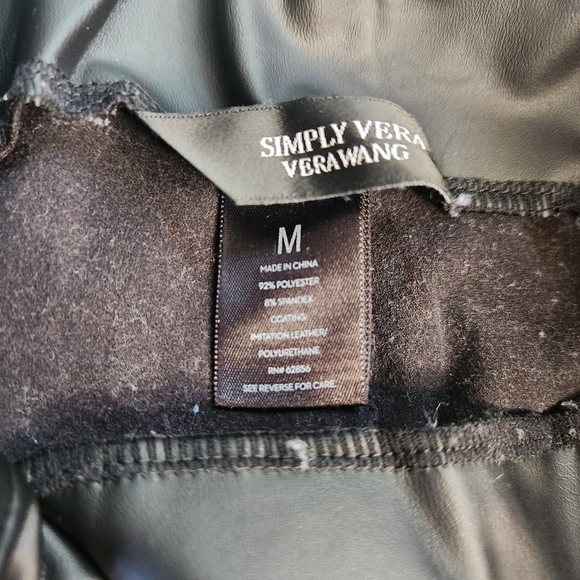 Simply Vera Vera Wang Black Leggings - Picture 4 of 9